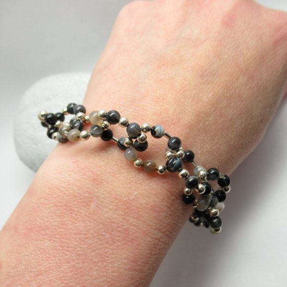Black lace agate and silver link bracelet - Picture 8 of 10